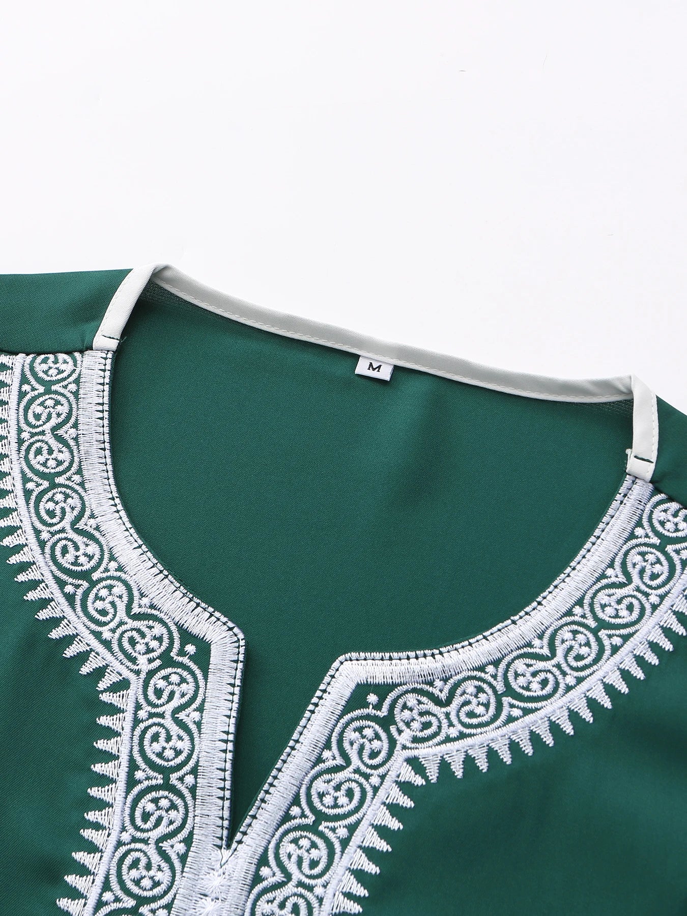 Robe (thowb) Morrocan green embroidered khamis Ramadan Mubaarak!