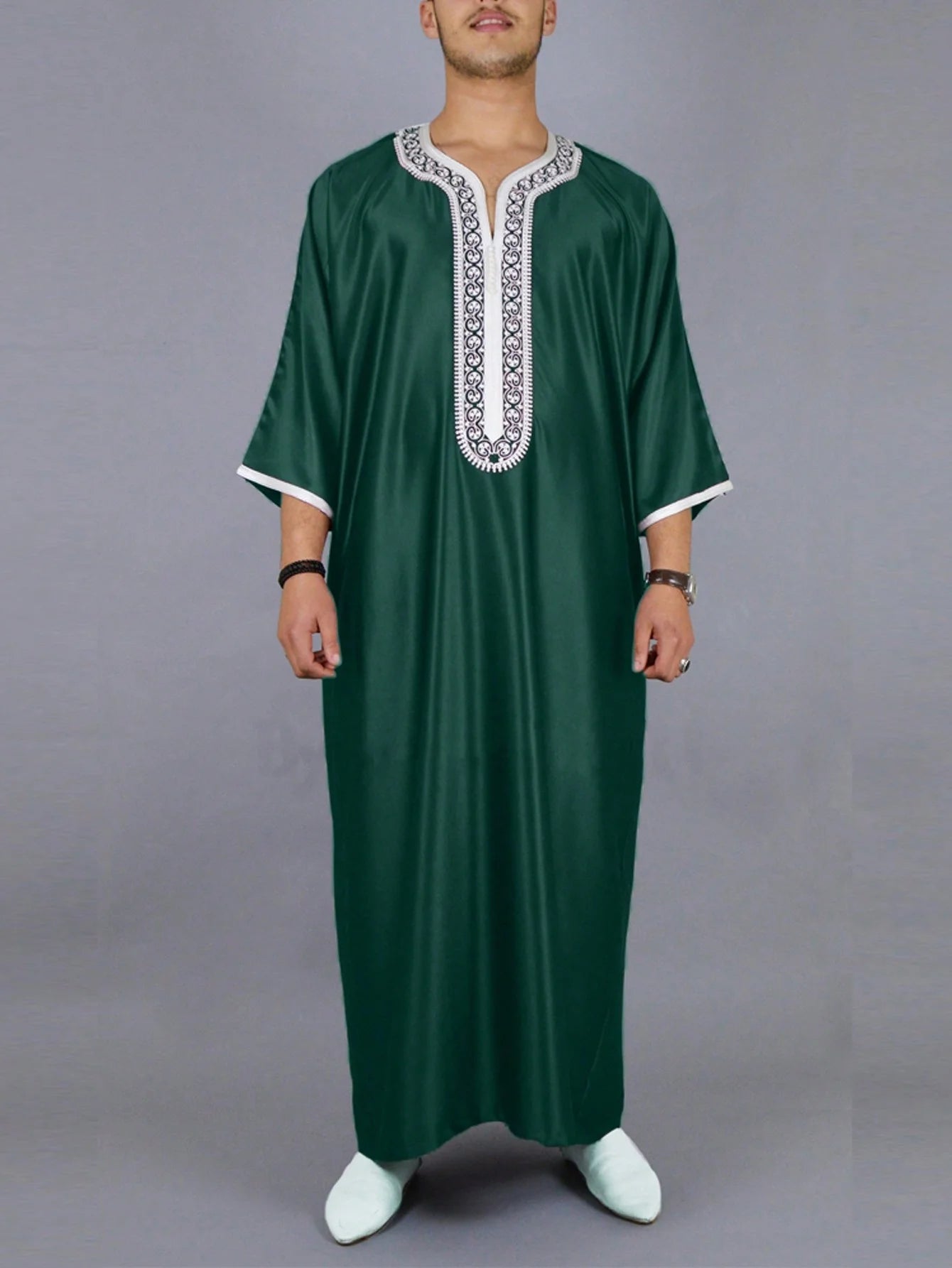 Robe (thowb) Morrocan green embroidered khamis Ramadan Mubaarak!